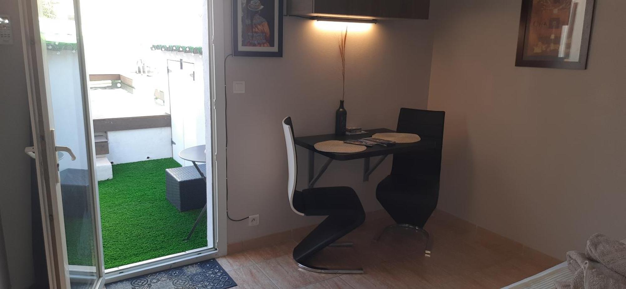 Chambre Spacieuse, Independante, 700M De La Gare Нарбон Екстериор снимка