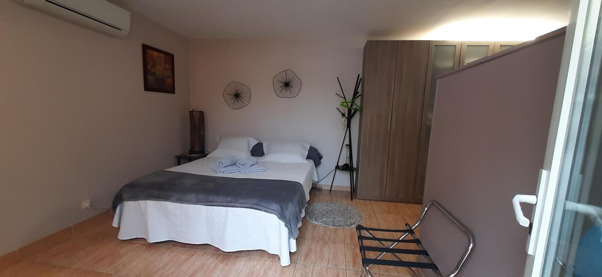 Chambre Spacieuse, Independante, 700M De La Gare Нарбон Екстериор снимка